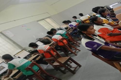 Computer Lab Grade 9 to 12